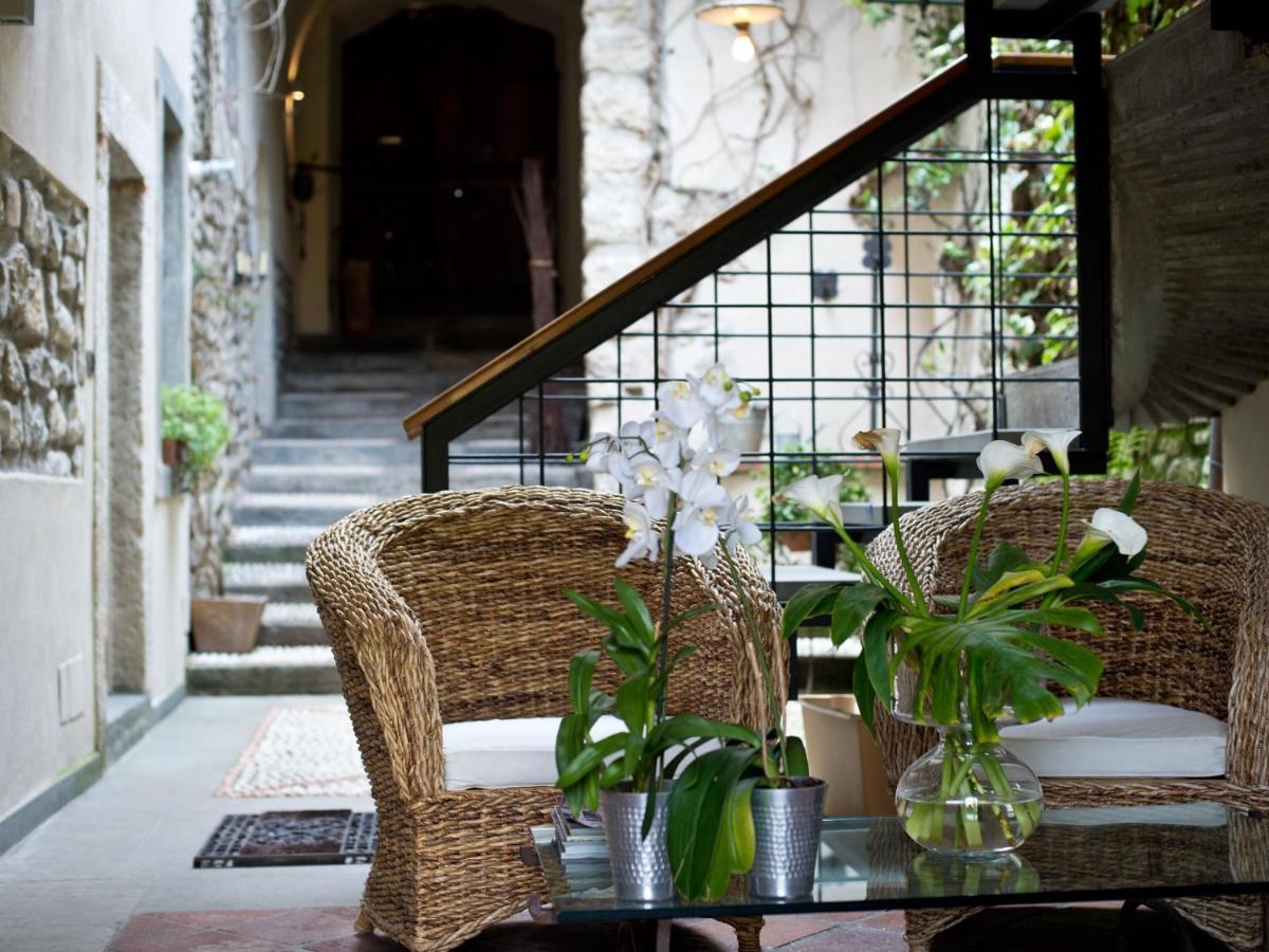 บีแอนด์บี กาซา เดล นอนโน Bed & Breakfast Adrara San Rocco ภายนอก รูปภาพ