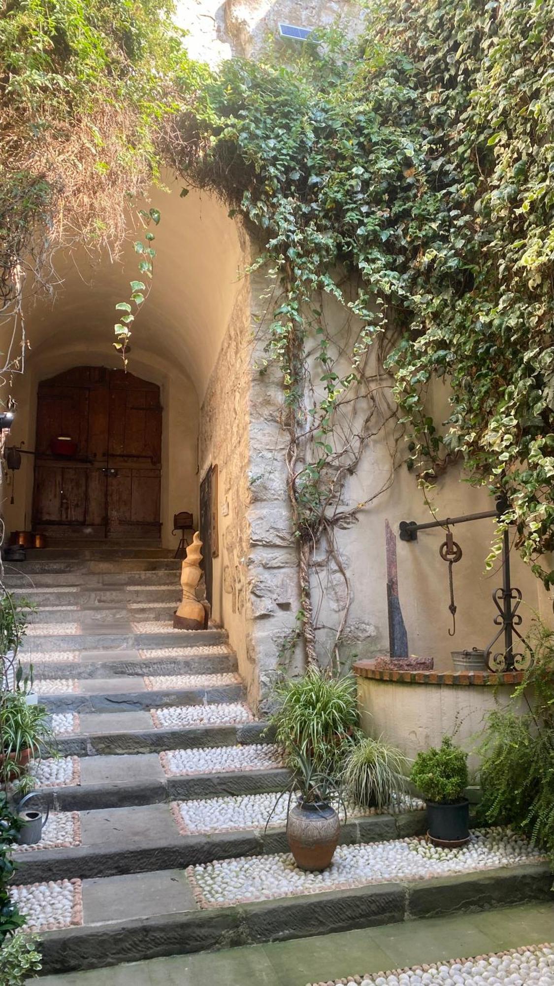 บีแอนด์บี กาซา เดล นอนโน Bed & Breakfast Adrara San Rocco ภายนอก รูปภาพ